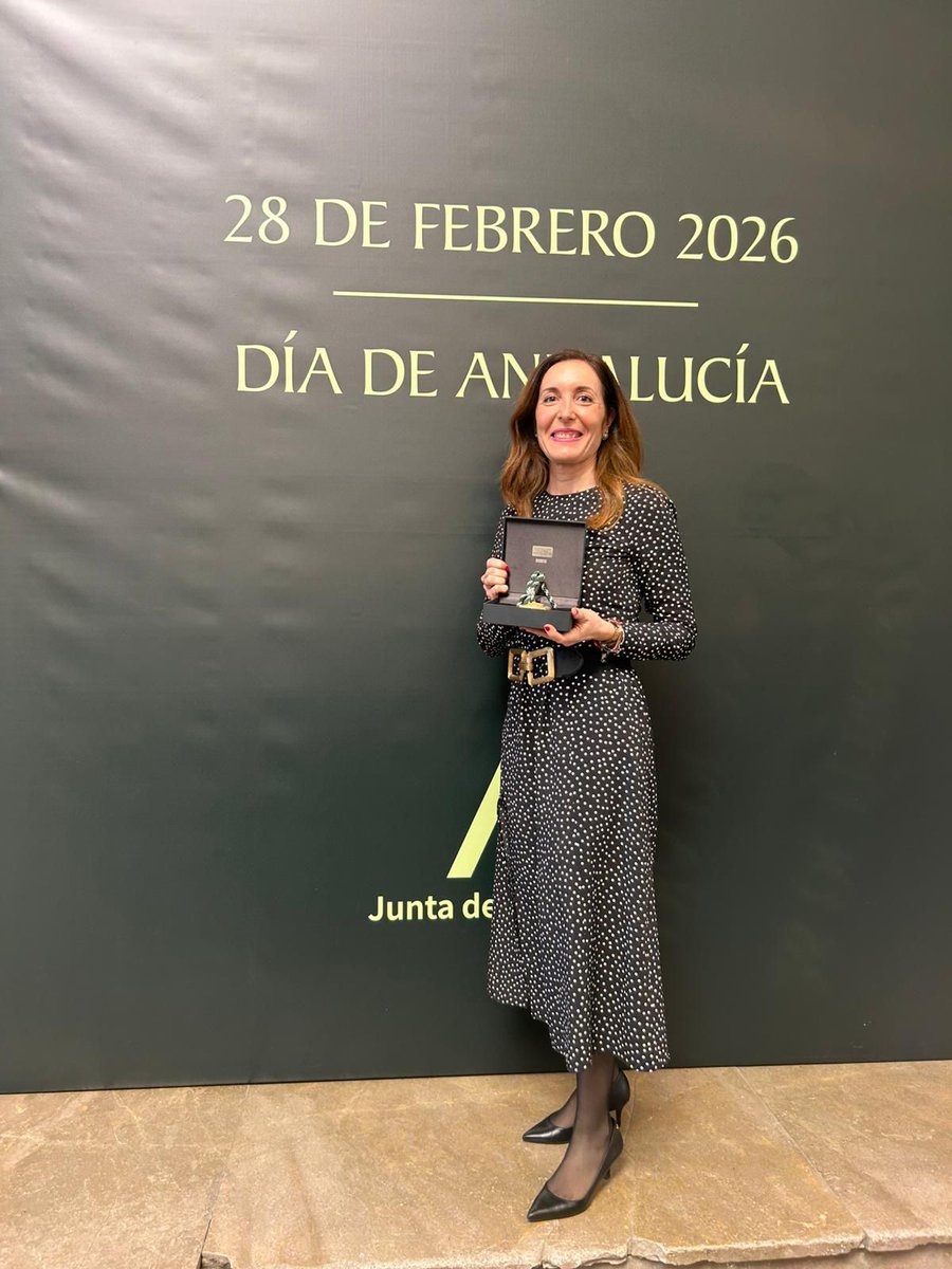 Andalucía premia el corazón de nuestros cuidados. ❤️🏥

Con motivo del 28F, <a href="/AndaluciaJunta/">Junta de Andalucía</a> ha distinguido con la Medalla de la Investigación, la Ciencia y la Salud a las Unidades de Paliativos Pediátricos de toda nuestra comunidad [hilo]👇🏻