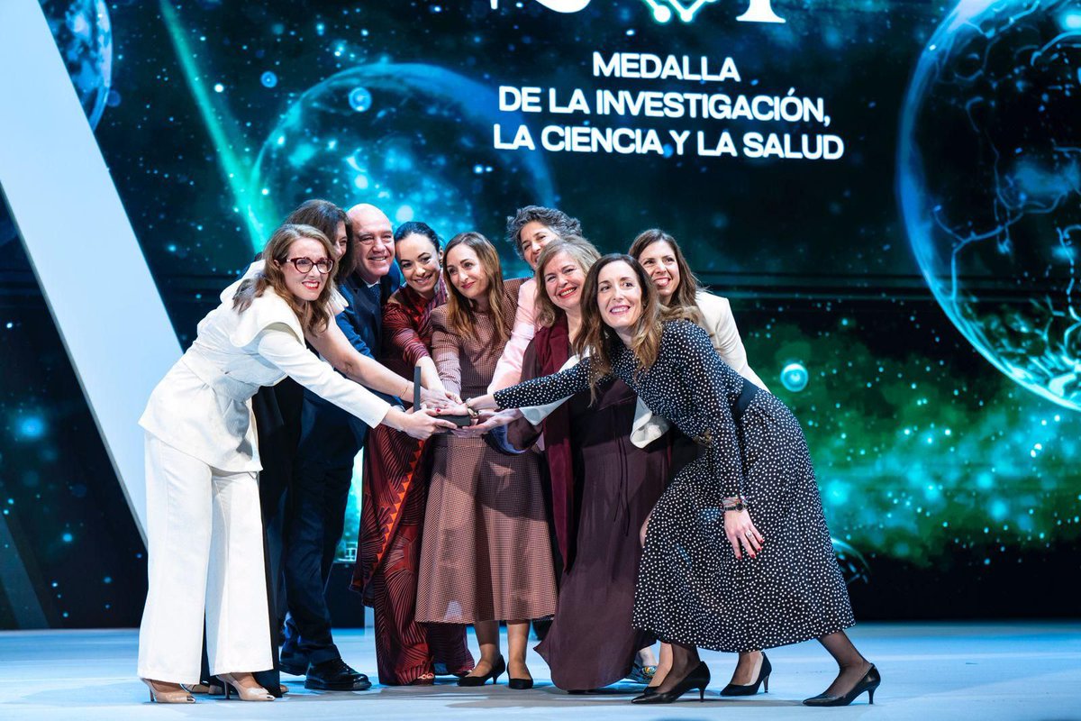 TorrecardenasHU's tweet photo. Andalucía premia el corazón de nuestros cuidados. ❤️🏥

Con motivo del 28F, @AndaluciaJunta ha distinguido con la Medalla de la Investigación, la Ciencia y la Salud a las Unidades de Paliativos Pediátricos de toda nuestra comunidad [hilo]👇🏻 https://t.co/gCVUMCBYu0