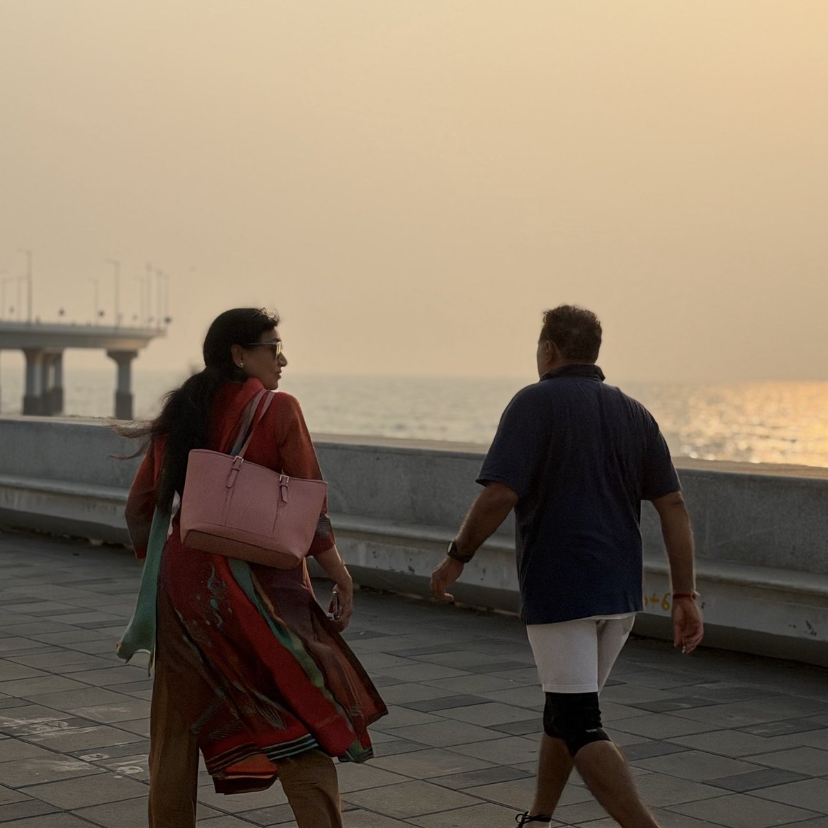 Charmie Kapoor tweet media