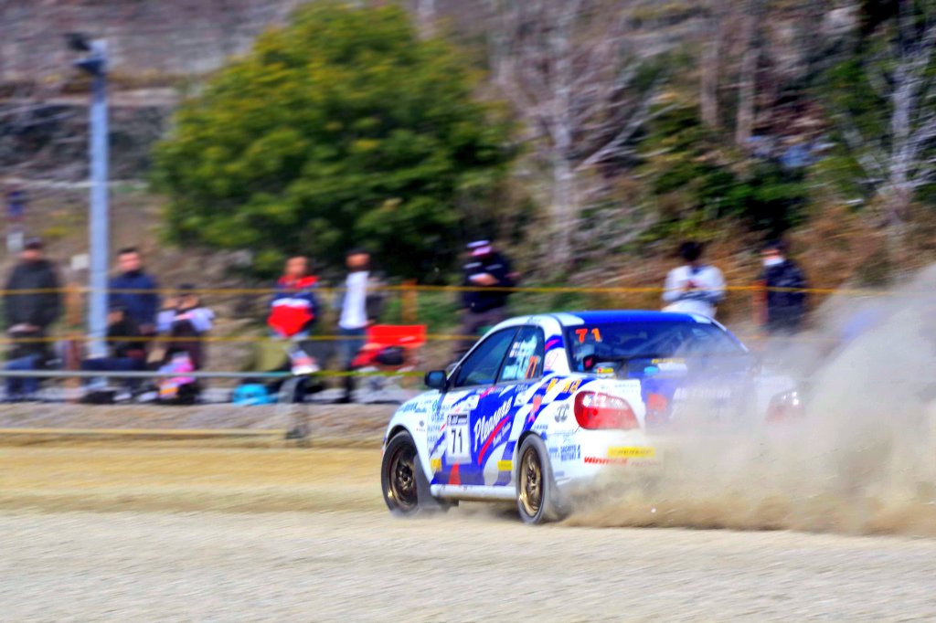 kenken2112's tweet photo. @kento_rally クラス優勝おめでとうございます🏆️❗️スバル乗りの自分にとってもとてもウレシイ結果でありました☺️2日目キズナSSのコドラさんのメッセージもナイスでした👍
#ラリー三河湾 
#全日本ラリー 
#スバル 
#インプレッサ https://t.co/up5voo9LeJ