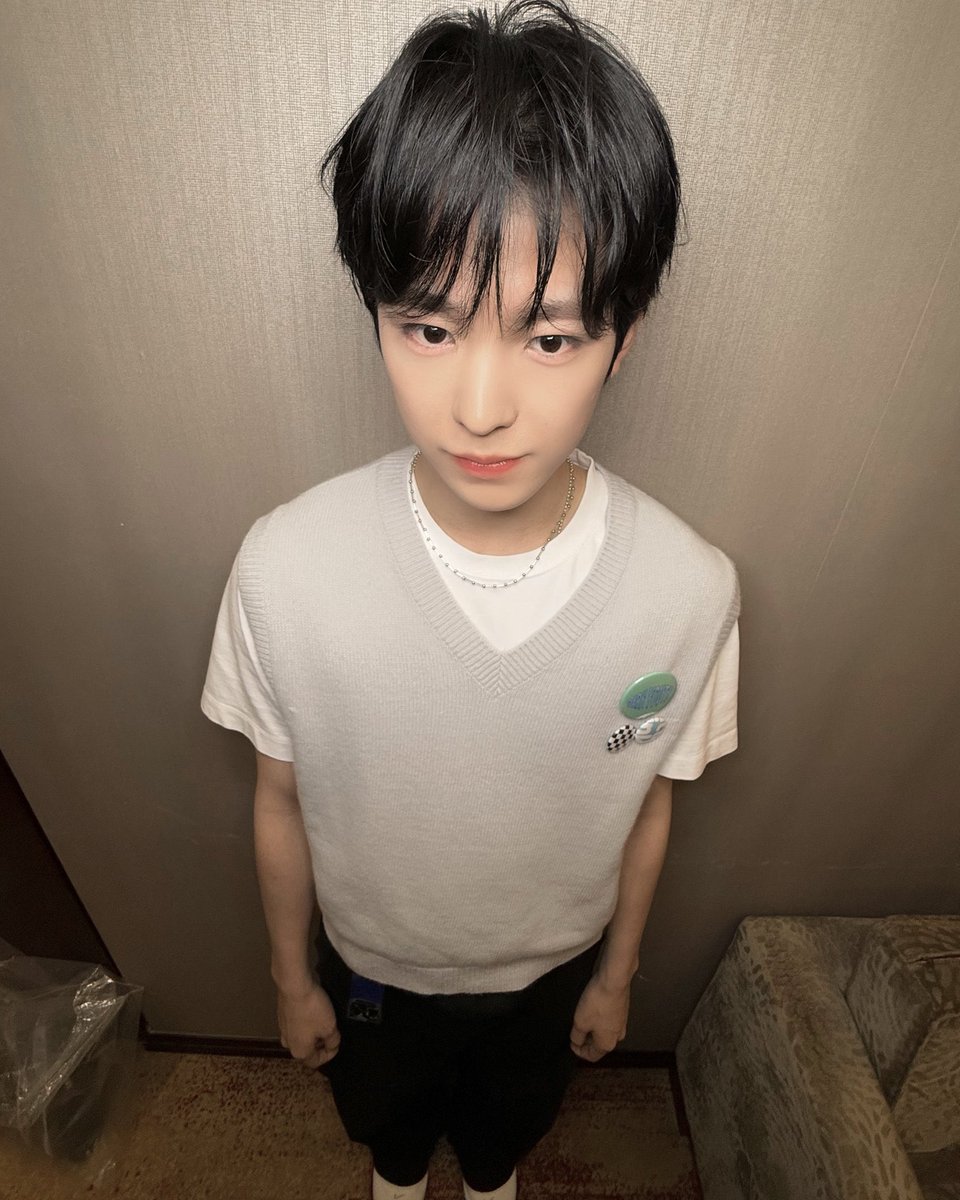 45mizuiro's tweet photo. 宇宙平和 https://t.co/j2Mr6pYUJH