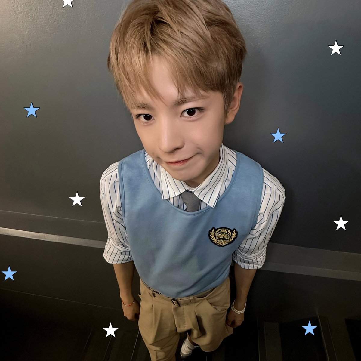 45mizuiro's tweet photo. 宇宙平和 https://t.co/j2Mr6pYUJH