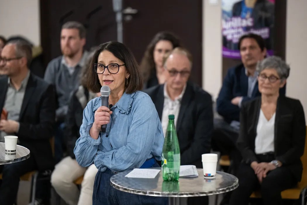 lamontagne_15's tweet photo. "Un projet réaliste, sincère" : candidate aux municipales à #Aurillac, Valérie Rueda dévoile son programme

https://t.co/FrODPYlEG2 https://t.co/tqQjufZlMU
