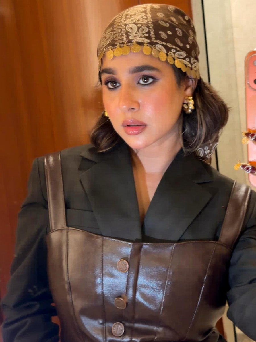 Weekendvibes_'s tweet photo. Sunanda Sharma 🖤🤎
#Sunanda #SunandaSharma https://t.co/t44ZGOSSqN
