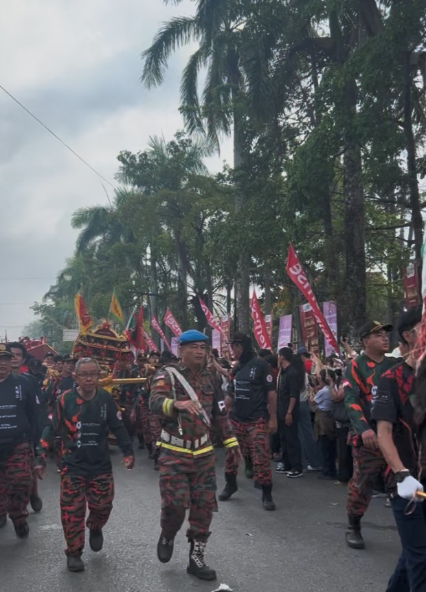 luna ‧₊˚ 💐☁️⋅♡𓂃 ࣪ ִֶָ☾. tweet media