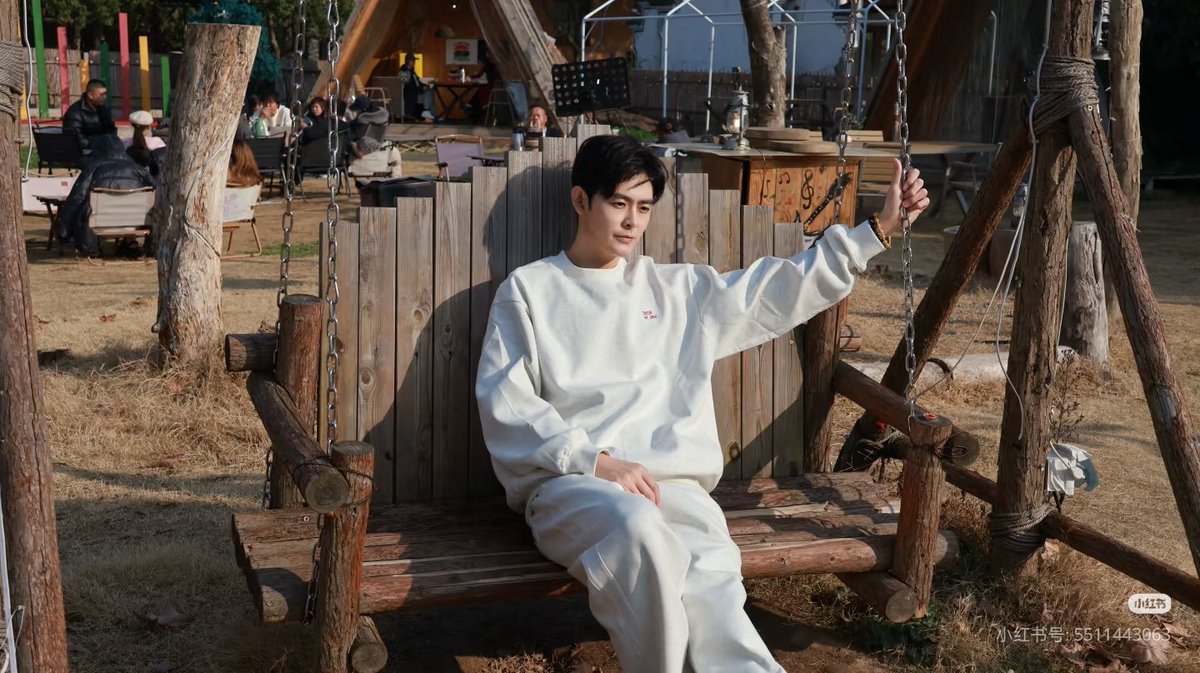 lixinzefans's tweet photo. Actor: #LiXinze #李欣泽 #หลี่ซินเจ๋อ #LýHânTrạch Welcome to Facebook @Lixinzefans join the group  #southwindkonwsmymood
#gionamhieulongtoi ＃燃霜为昼 ＃唐宫奇案
#chinesedrama  #chinesecostume #chineseactor #asiandrama #asianactor #cdrama https://t.co/0avTWXR2Lr