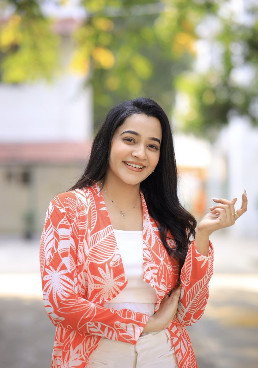 abarnathi21's tweet image. 🧡Dream🤍Focus🛟Glorious🐦‍🔥

#vengeance #promotions #movie #smile #actress #ai 

Pro @onlynikil