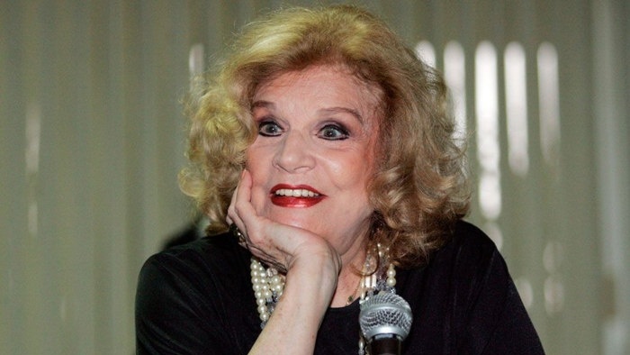 filomenaferret0's tweet photo. Há 8 anos, a grande atriz Tônia Carrero nos deixava, vítima de uma parada cardíaca, aos 95 anos.

A atriz esteve presente em obras como: #Pigmalião70, #OPrimeiroAmor, #ÁguaViva, #LoucoAmor, #Sassaricando, #SenhoraDoDestino, entre outras. https://t.co/WsoFaoRuzW