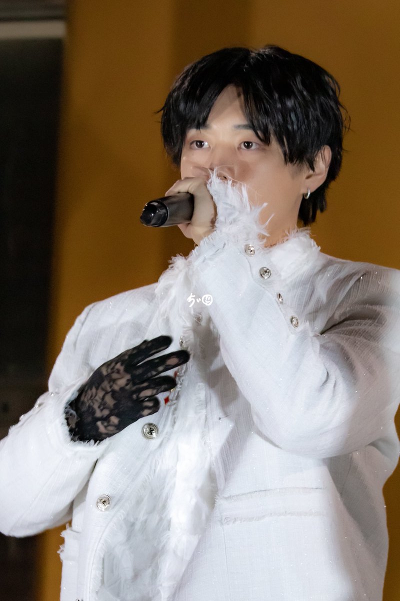 pen_rj's tweet image. 260301 Seven Deuce「Re:RAISE」リリイベ
タワーレコード渋谷店 9F

✦ KANTA 🪽
( @kantasevendeuce )

ｼﾞｭﾆﾊﾟｰﾄたくさん歌ってた‼︎🤝🏻
手袋片方ないない~~期

#SevenDeuce #KANTA #磨田寛大
(📷ﾚﾝｼｭｳﾁｭｳ)