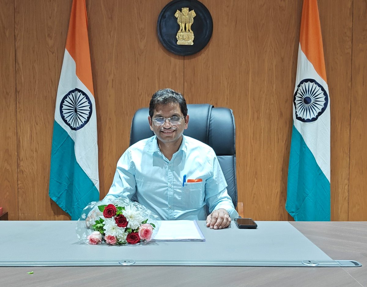 Guj_LSA_DoT_MoC's tweet photo. Shri S. Ajith Kumar (ITS, 1989 Batch) has assumed charge as Additional Director General (Telecom), DoT, Gujarat LSA. With over three decades of experience in telecom administration, his leadership will further strengthen digital connectivity, 5G rollout, network security and citizen-centric telecom services in Gujarat.

#DoT #GujaratLSA #DigitalIndia #Telecom #connectedIndia
@JM_Scindia @PemmasaniOnX @PIB_India @pib_comm @DDNewsLive