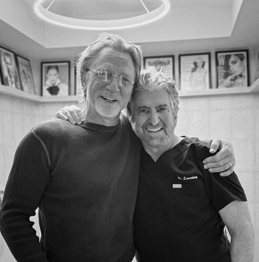 Daniel Craig Updates tweet media