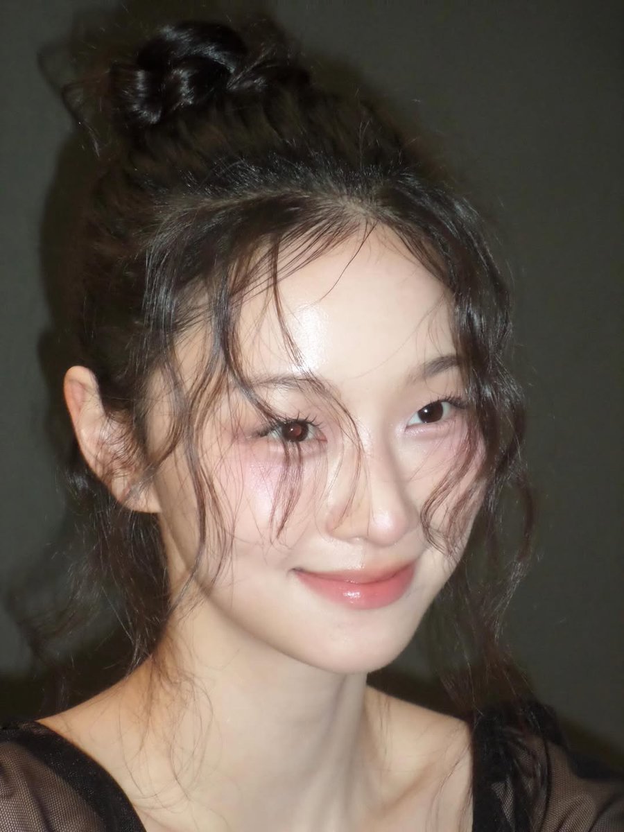 Yikyung, K. tweet media