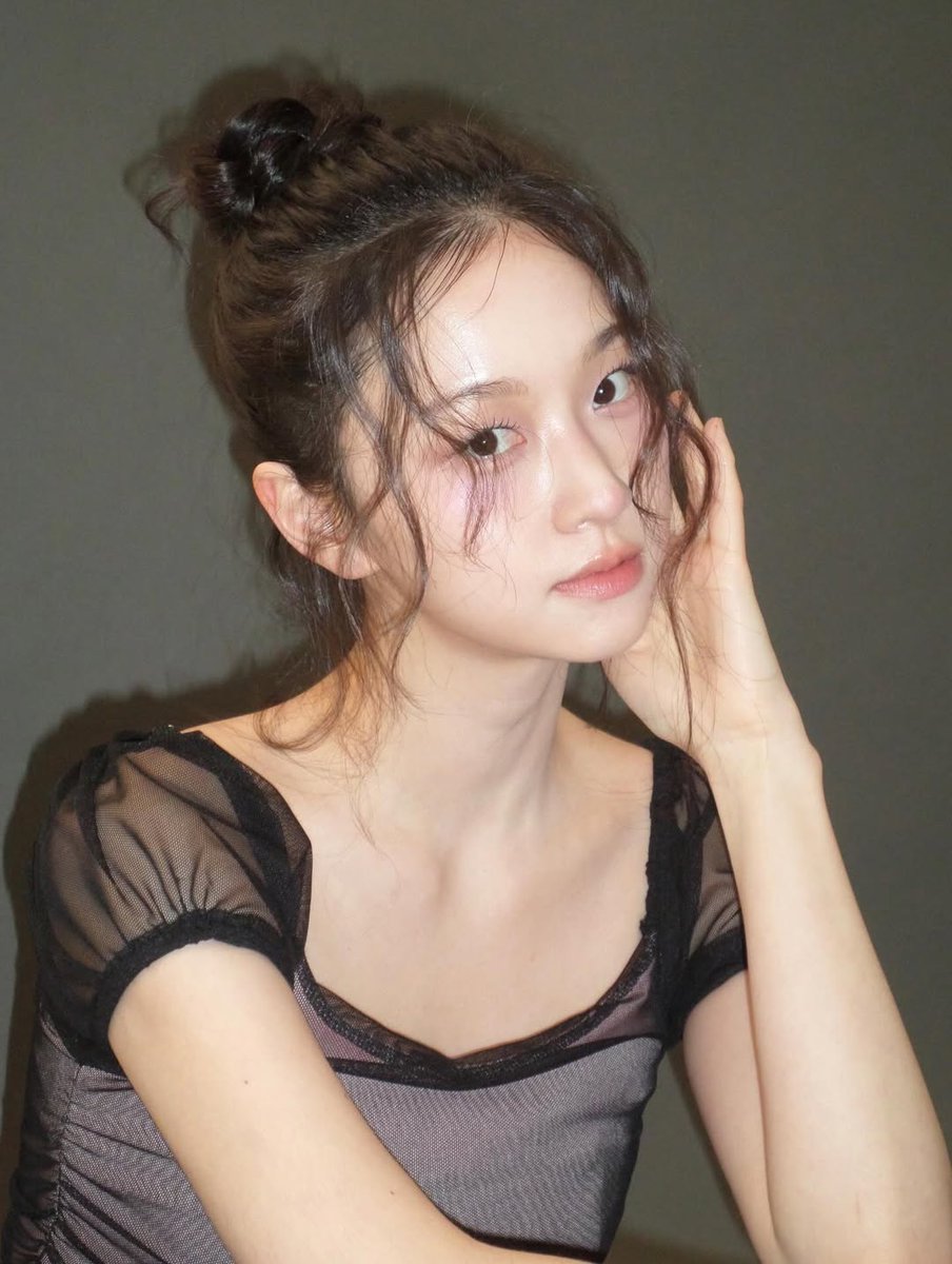 Yikyung, K. tweet media