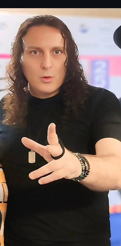 acervolione's tweet photo. tava procurando foto do Fabio no Instagram e achei isso kkkkkkkkkkkkkkkkk https://t.co/hjreShAsnV