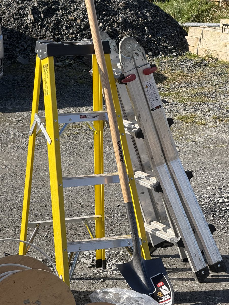 CiaranDanielz's tweet image. Theres my step ladder, never knew my real one 🤣