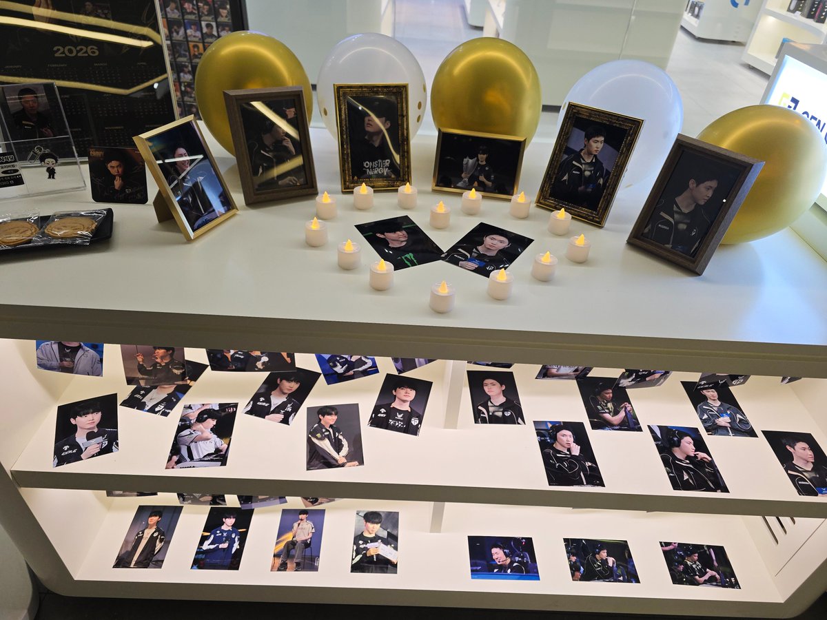 상어쵸 tweet media