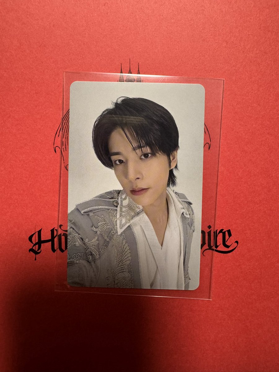 House of vampireトレカ交換 切実に求めております😭 後半購入特典