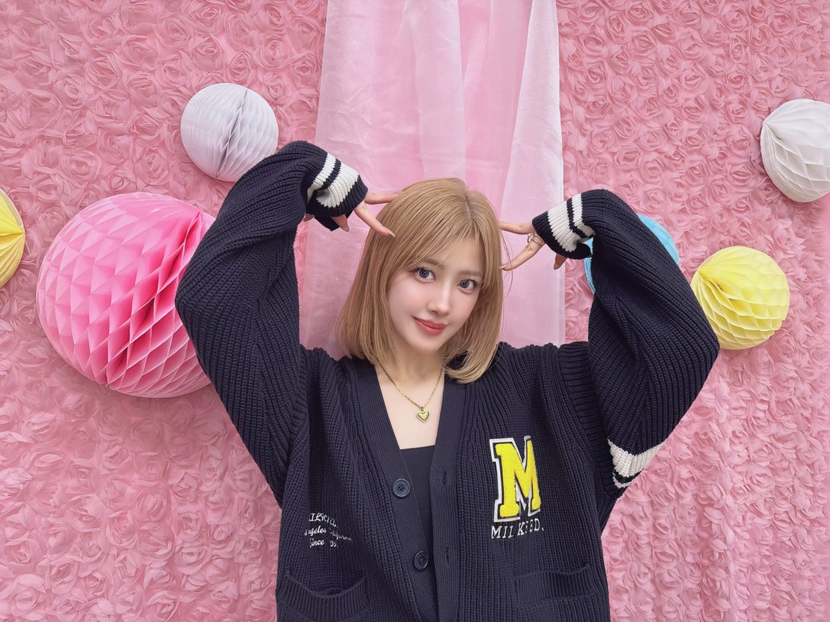 Post by 夏焼 雅 official on X: こねこね😂