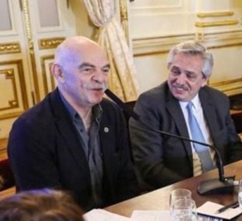 <a href="/martin_caparros/">Martín Caparrós</a> Son dekadas de educación kirchnerista, con docentes militantes, adoktrinadores ese es el resultado.
Más grave es el hambre y por suerte te luciste con tu gestión junto a Tinelli y otras mierd@s en la Mesa del Hambre.
Tu sonrisita babosa por estar sentado al lado de Alverso ASKO