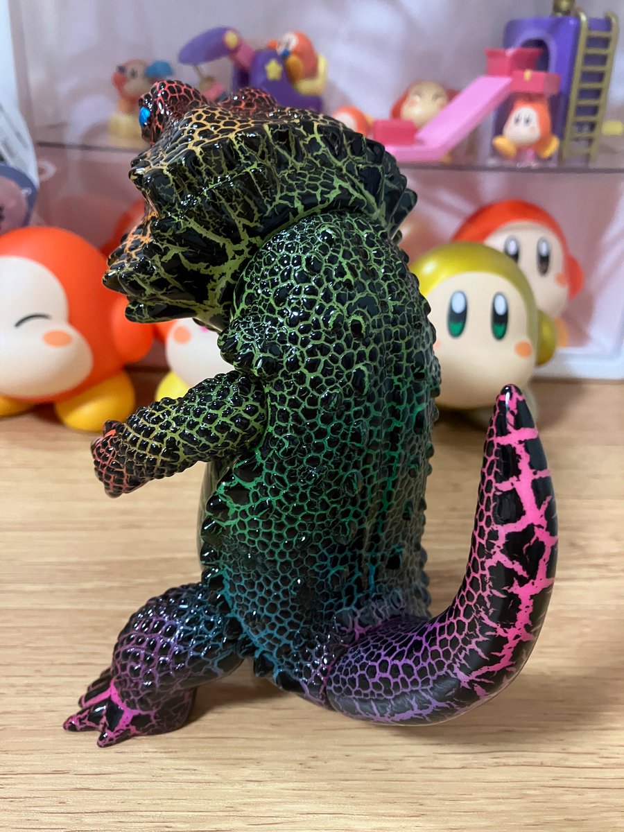 フトアゴンのレインボークラック黒が届きました！噂に聞いてきた通り