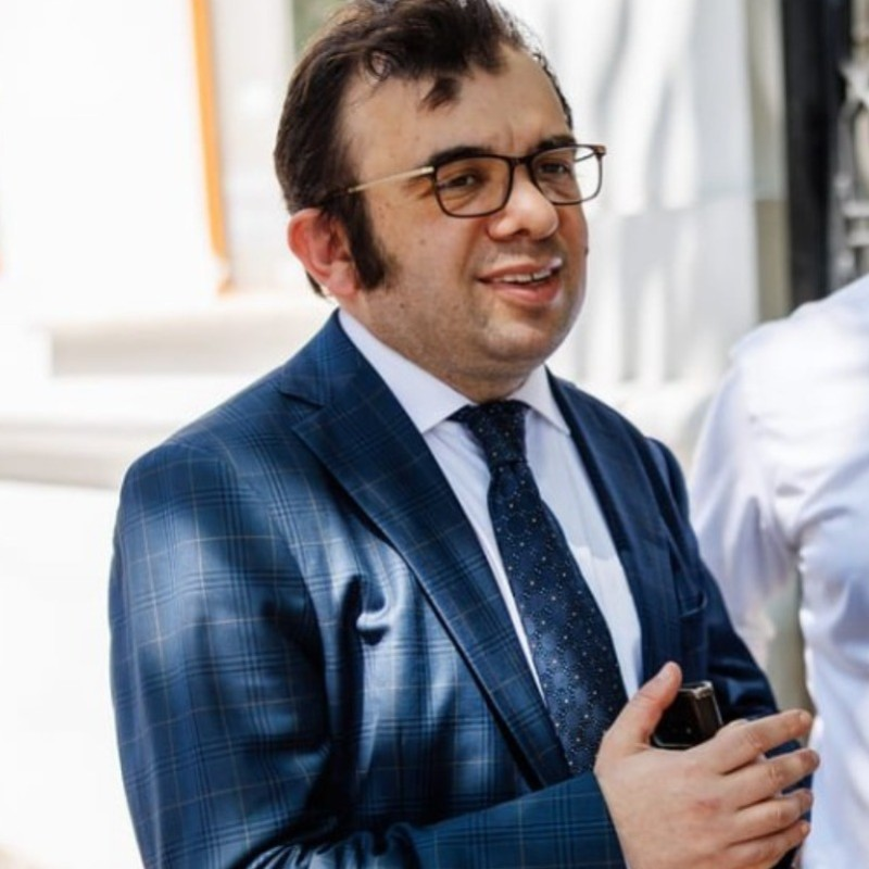 İbrahim Gündüz vefat etmiş. Haberi şimdi gördüm linkedin'da şok oldum. Allah rahmet eylesin. Blog yazılarını ve kendisini takip ederdim. Sektör önemli birisini erken yaşta kaybetti. Çok üzgünüm.