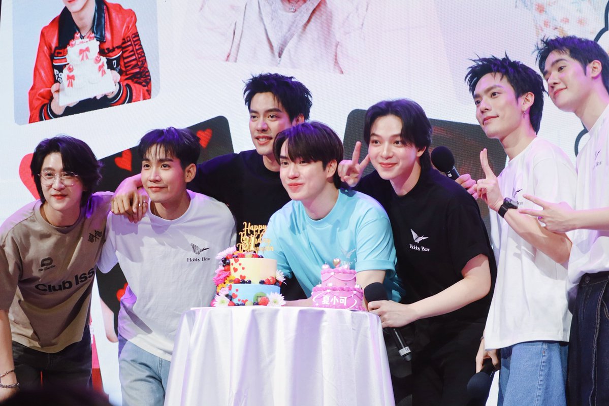 群像的魅力
I love you guys
#aNightOfLoveWithTEE 
#SBFIVE