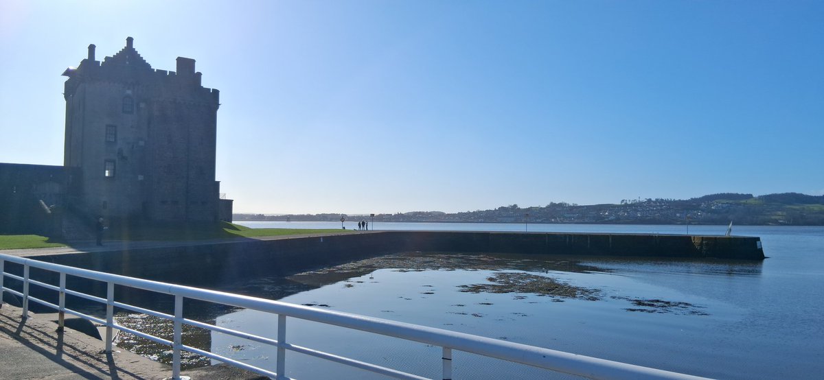 IanBurgess5's tweet photo. Nice day in #Broughty Ferry https://t.co/ta449hsE4Y
