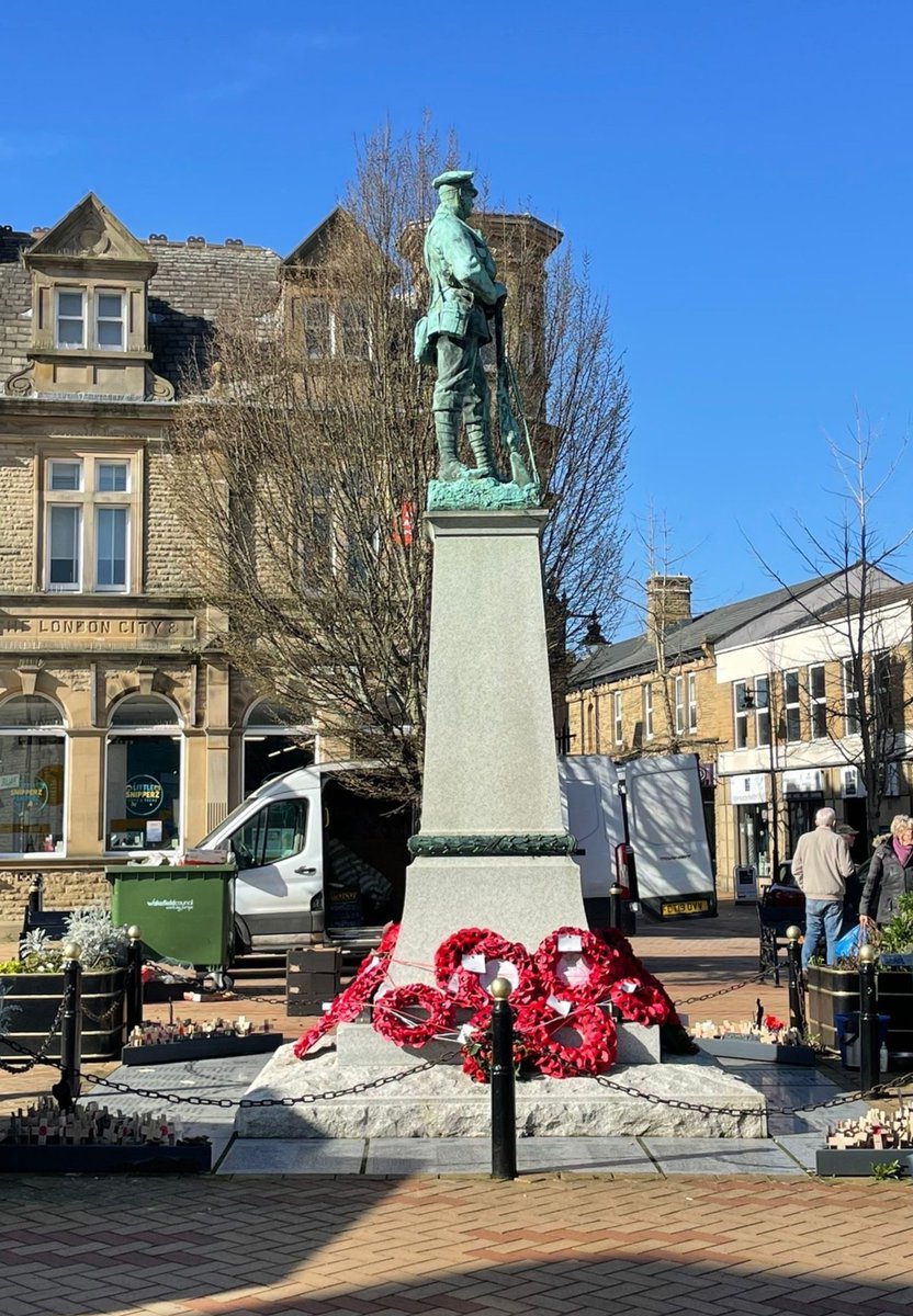 Goodfundraisin1's tweet photo. What a beautiful sunny day here in Ossett! ☀️

The office is soaking up the sunshine, and there’s such a lovely buzz around town - it’s market day in the centre today too! 

If you’re heading into town, enjoy the sunshine and make the most of the market! https://t.co/hIJAm99w3T