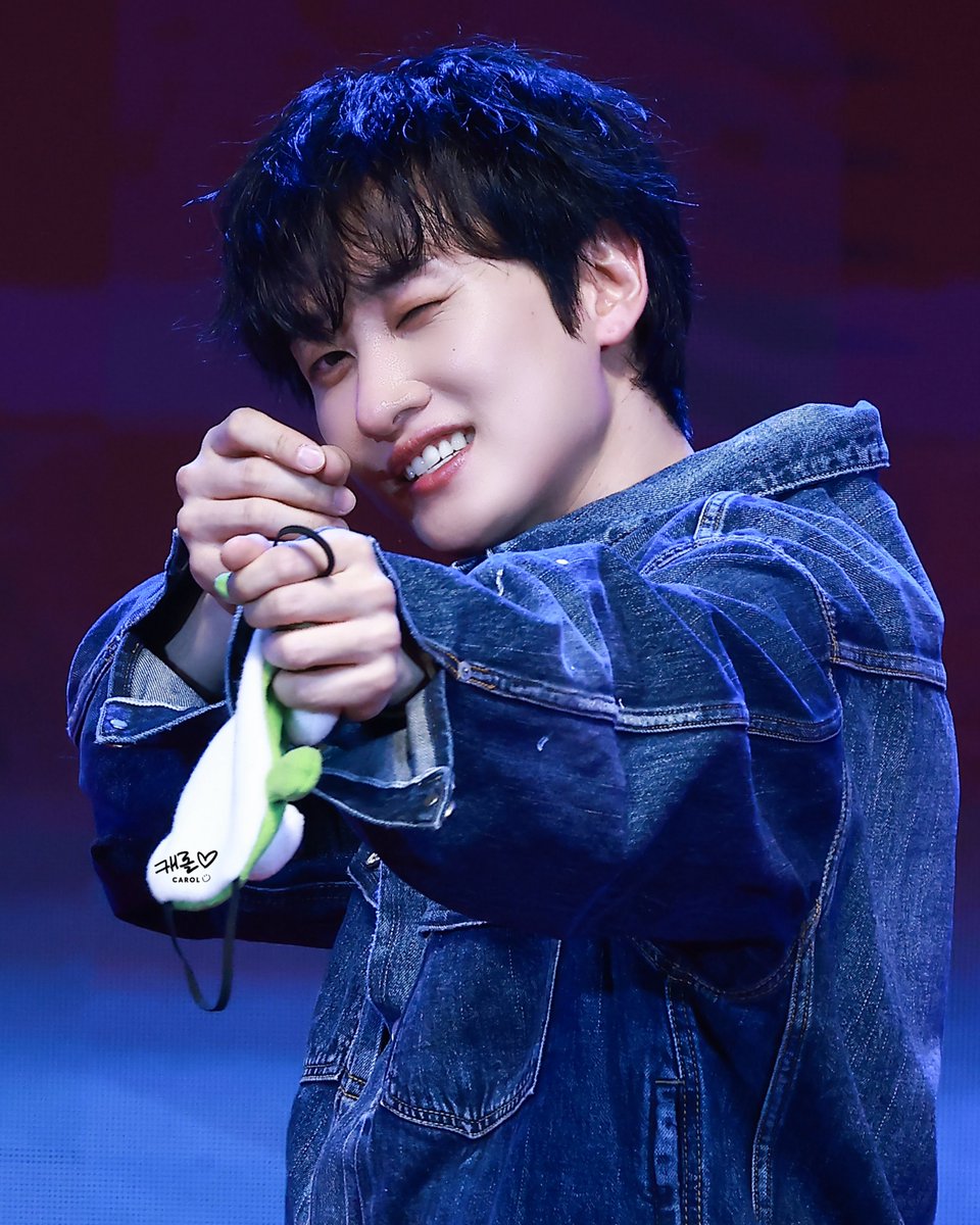 캐롤 💙 tweet media