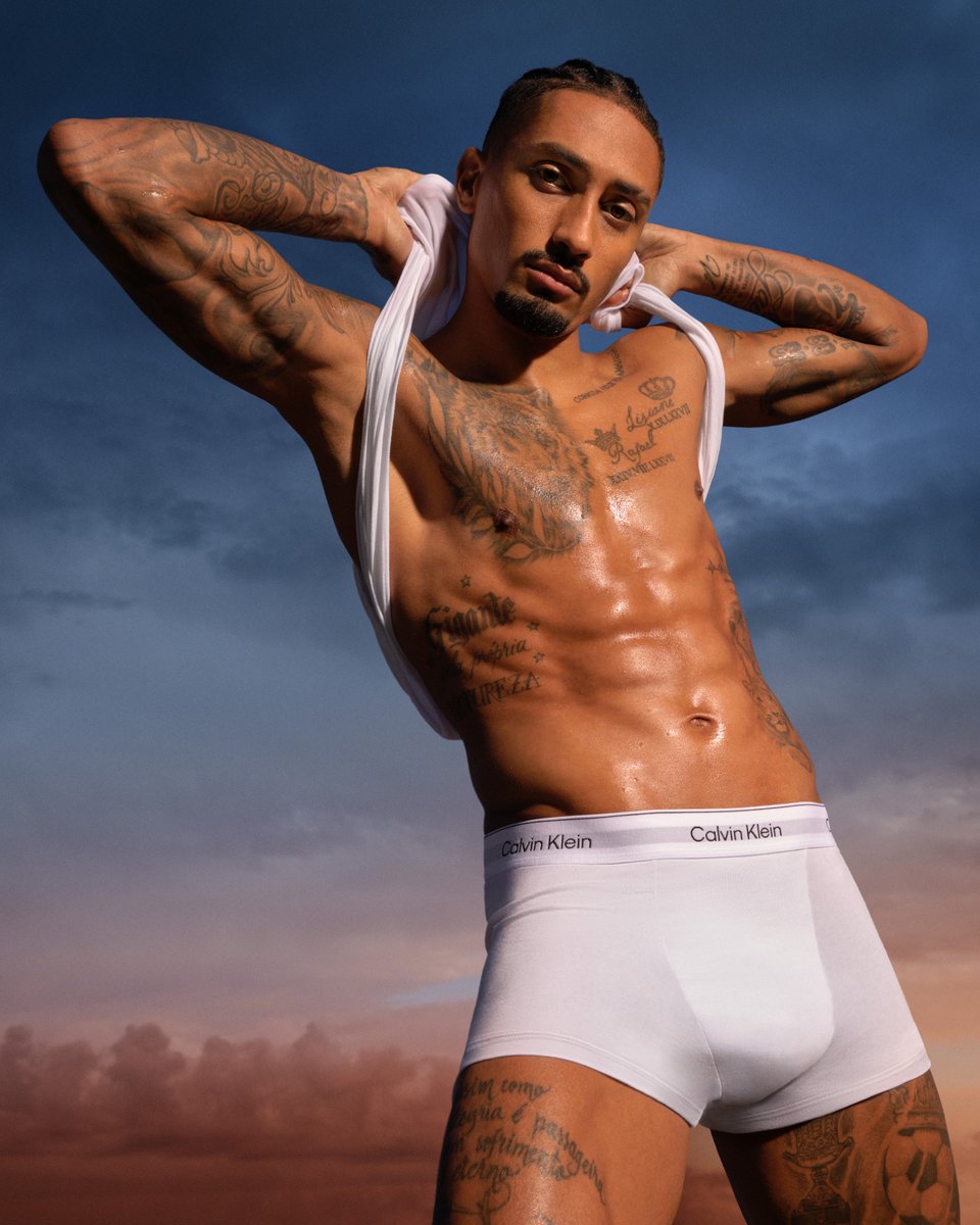 calvinklein tweet media