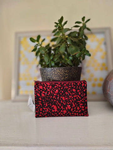 theonlineduka's tweet photo. Beautiful pocket purse goes for only Kes 474..Small but statement! Perfect gift idea
Get yours today at the online duka Kenya
#kitengefashion #pocketpurse #theonlinedukakenya #theonlineduka https://t.co/evPyBq4oY7