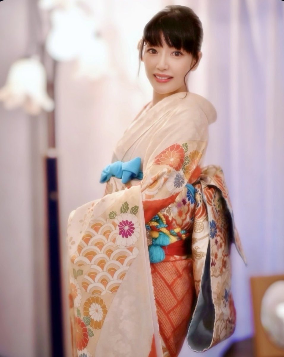 airly_momoco's tweet photo. ひな祭りおめでとう🎎
日本文化を愛する人達に説明する度、日本文化や行事の素晴らしさを改めて感じます🌸
今日は友人達���ひな祭りパーティ
ちらし寿司も作ったよ

Joyeux Hinamatsuri🎎

J’ai préparé du chirashi pour une petite fête de Hinamatsuri avec mes amis🌸

Que le monde soit heureux. https://t.co/Ymktt8aaYs