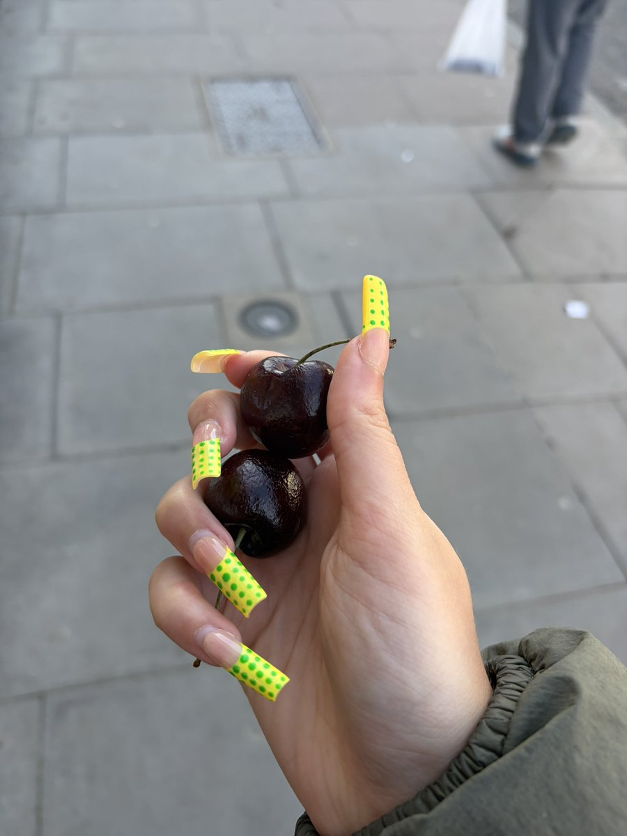Man in the shop gave me free cherries today, I wonder if he knows? Hahah

Ready to have you all back begging at my feet, book in your sessions with me I’ve got lots of availability for you to serve me this month 

FinDomme Findomuk Finsub RTsub goddessworship