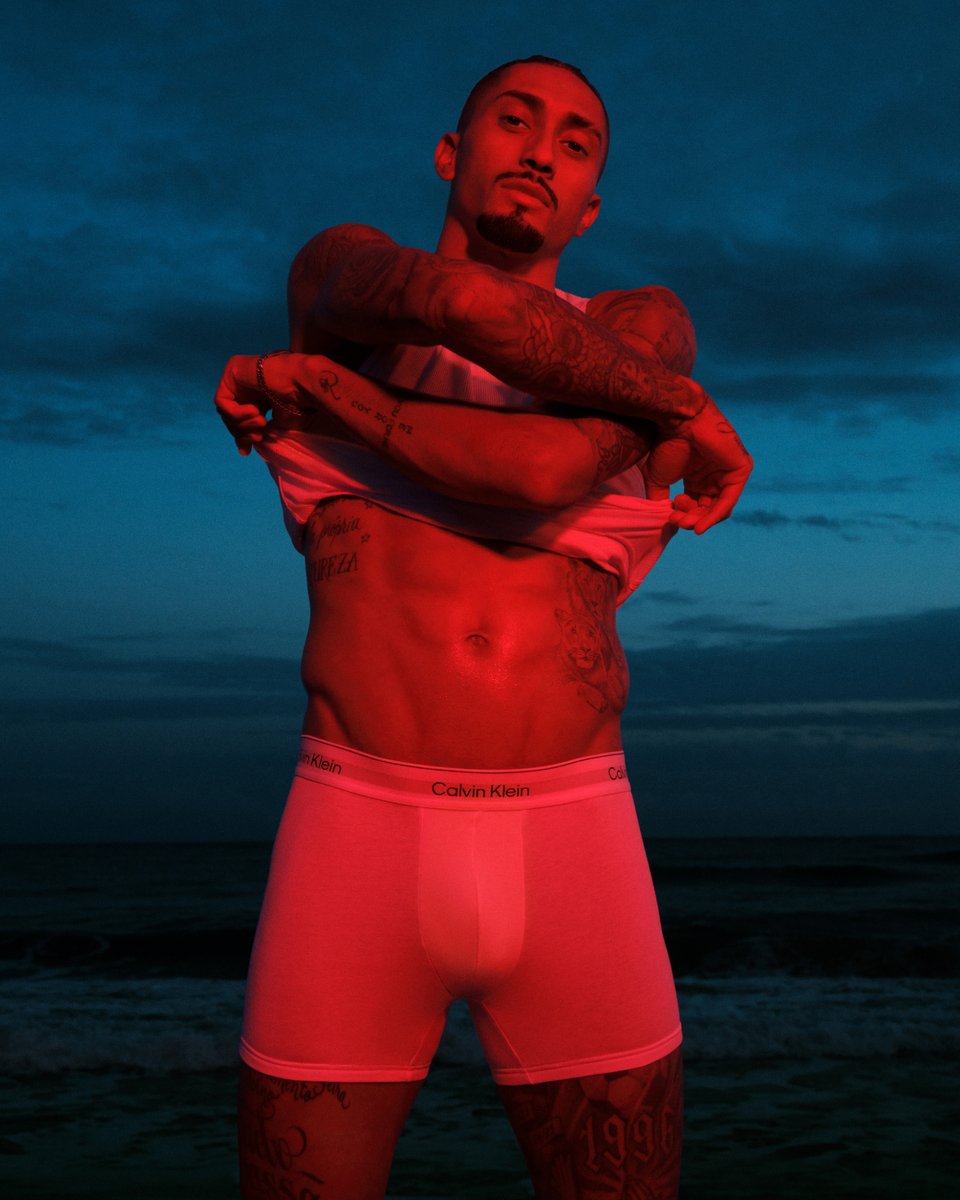 calvinklein tweet media