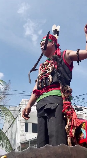 moongjoonghui's tweet photo. Cap Go Meh selalu berhasil bikin bangga dengan Energi Extra Joss #CapGoMehSingkawang #CapGoMehExtraJoss https://t.co/byV7arusGg