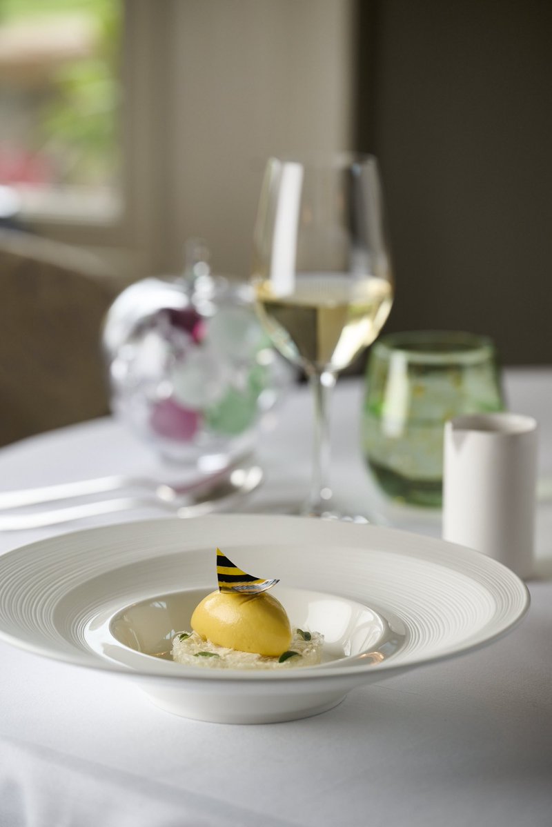 Midsummer House tweet media