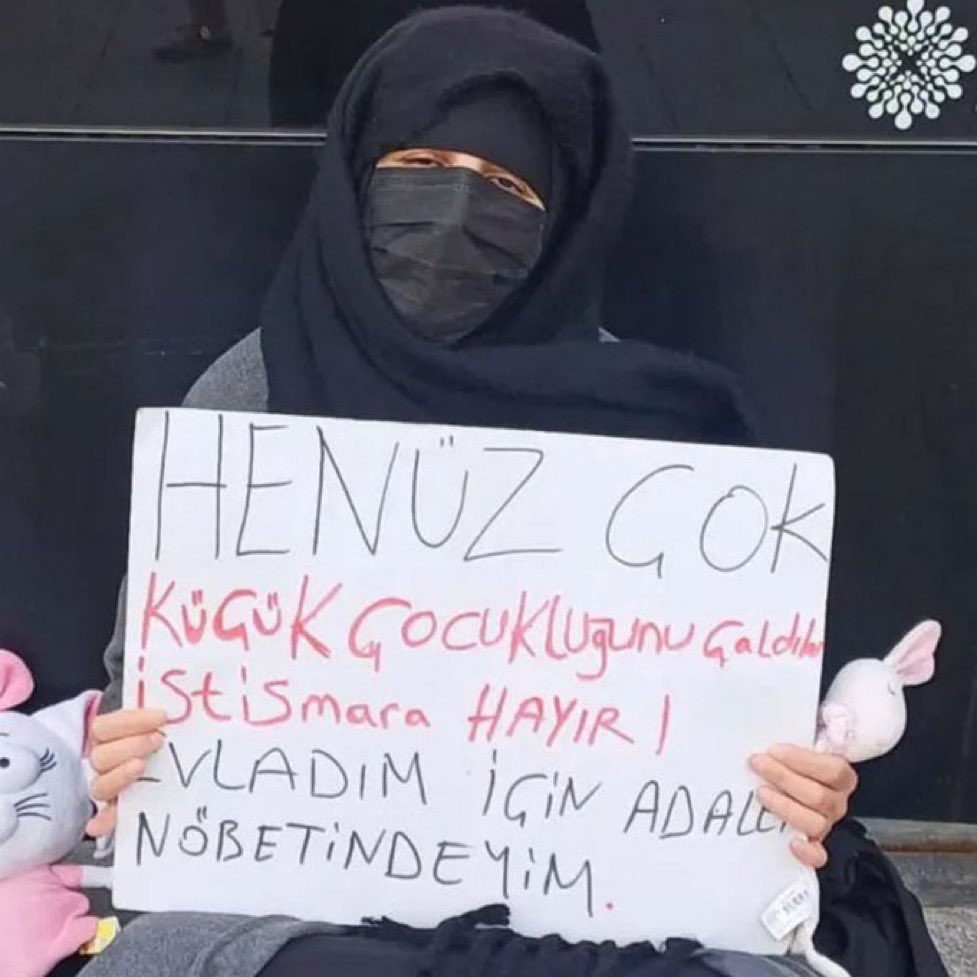 avcemilkapanan2 tweet media