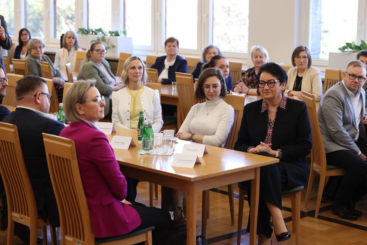 Społeczeństwo Obywatelskie KPRM tweet media