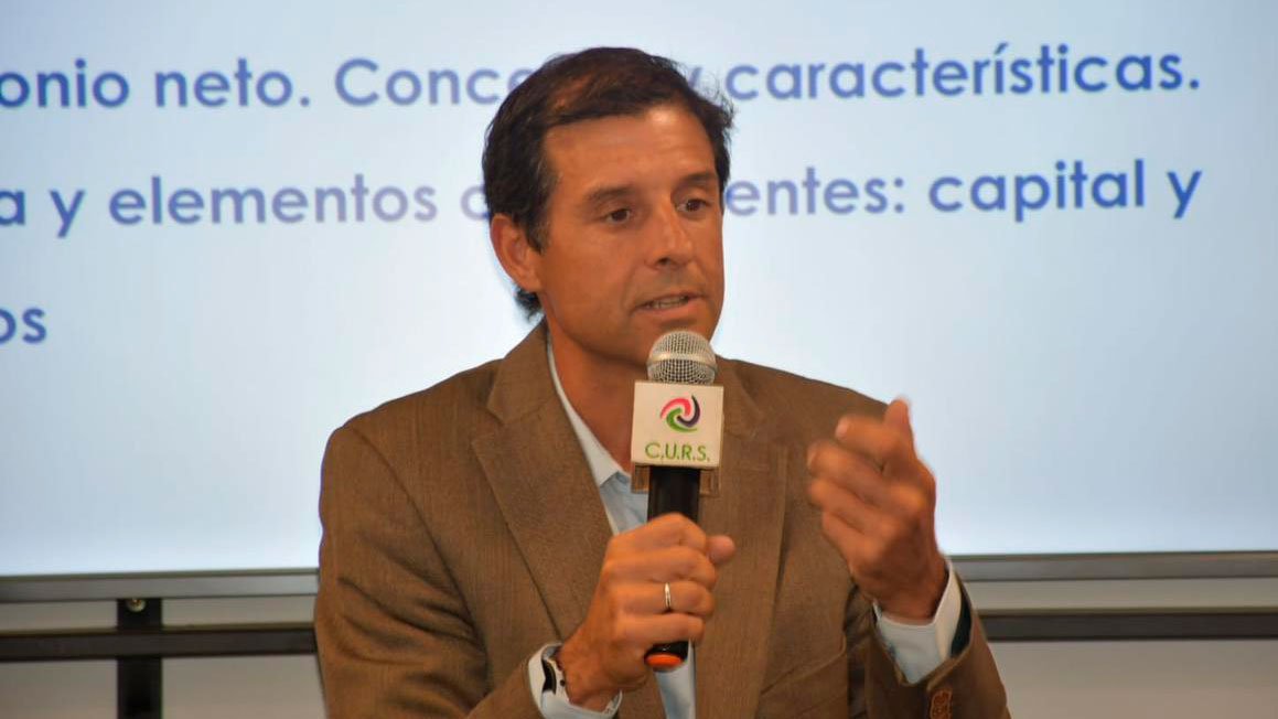 economicas_unlp's tweet photo. El decano @edegiusti visitó el Centro Universitario Regional Saladillo para dar la bienvenida a las y los estudiantes ingresantes de nuestras carreras de Lic. en Administración y Contador Público que se dictan en esa sede
→https://t.co/wsiuOcsX6J
@munisaladillo @colocensi @unlp https://t.co/TltHCRQCZ3