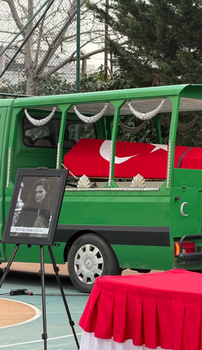 GEBETETV's tweet photo. Öğretmenlerin

TATİLİNİ değil KATİLİNİ konuşun

#fatmanurcelik https://t.co/bAqzPtvwt2