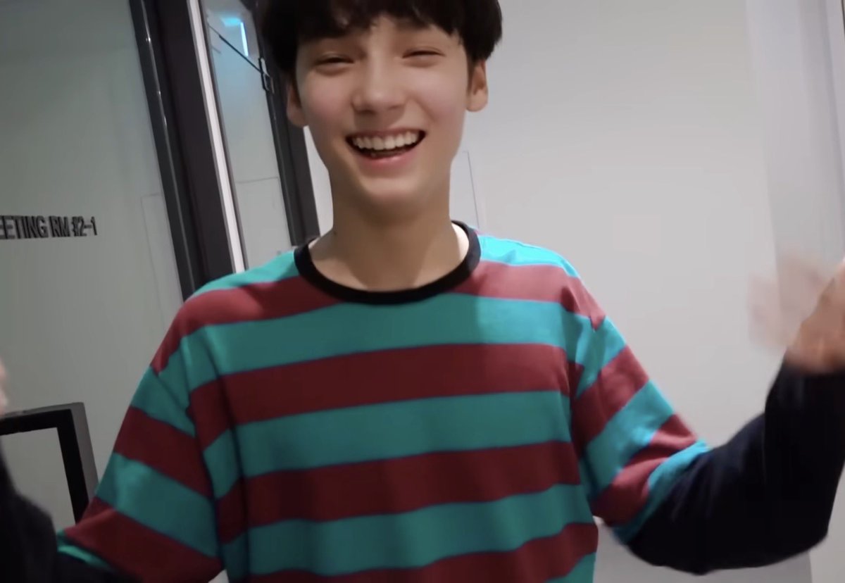 190303 📝 huening kai’s last debut diary

D-1♡☆♡ 
????? huh what do you mean tomorrow is already debut day!!! and it’s also my last diary entry today.
i feel like i started at D-31 just yesterday...i feel like time has just flown to D-1 ㅠㅠ i’ve been running nonstop since i