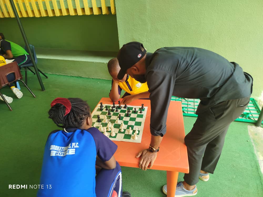 Chess_Heights's tweet photo. The "Chess in School" program helps bridge the gap between concrete and formal thought. It encourages students to move from "doing" to "thinking about doing." Contact Chess Heights Academy today for classes in your Primary and Secondary School. #GrowingMinds https://t.co/fbgGrsdlMb