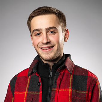 Canadian Immigrant tweet media