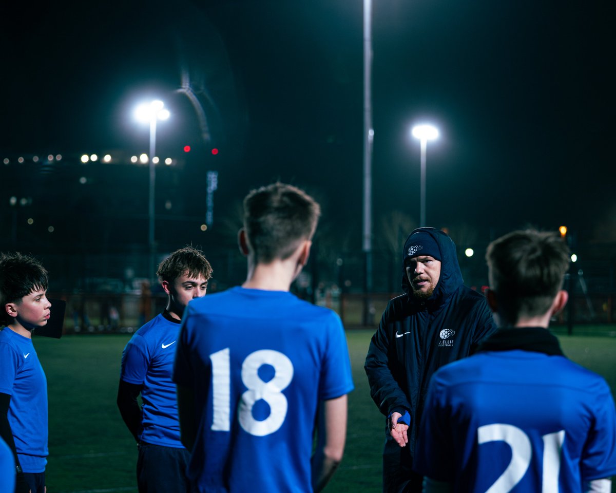 J.Ellis Football tweet media