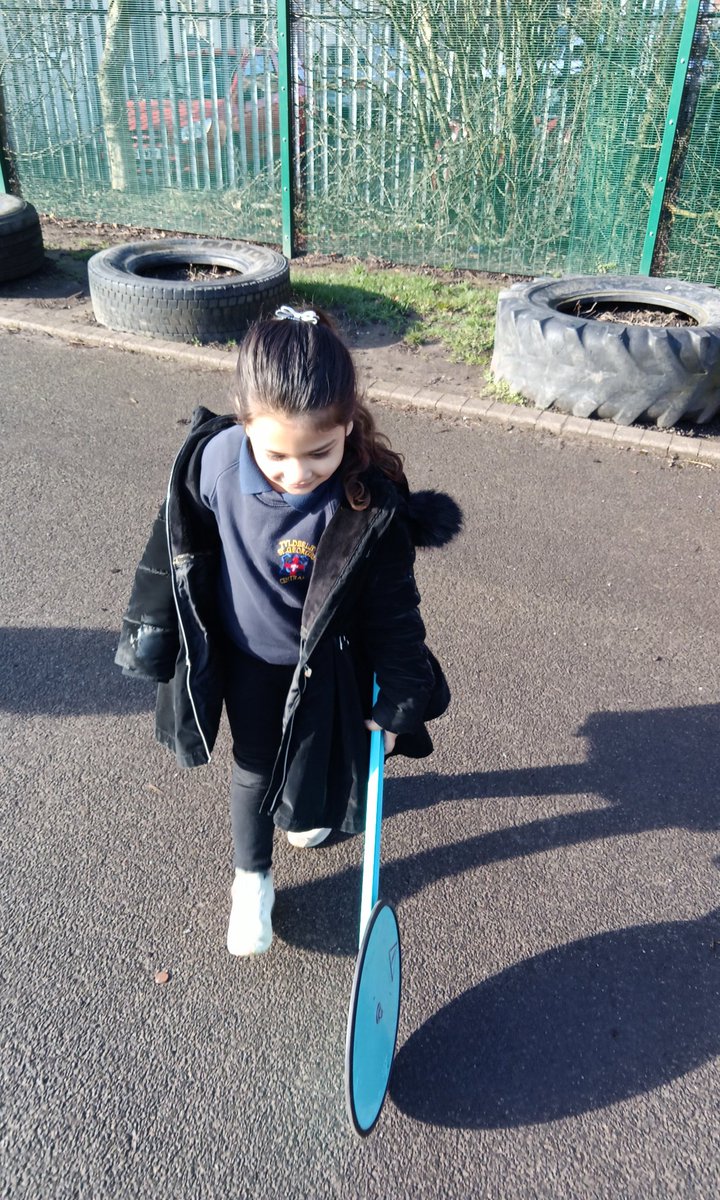 Mrs Davies tweet media