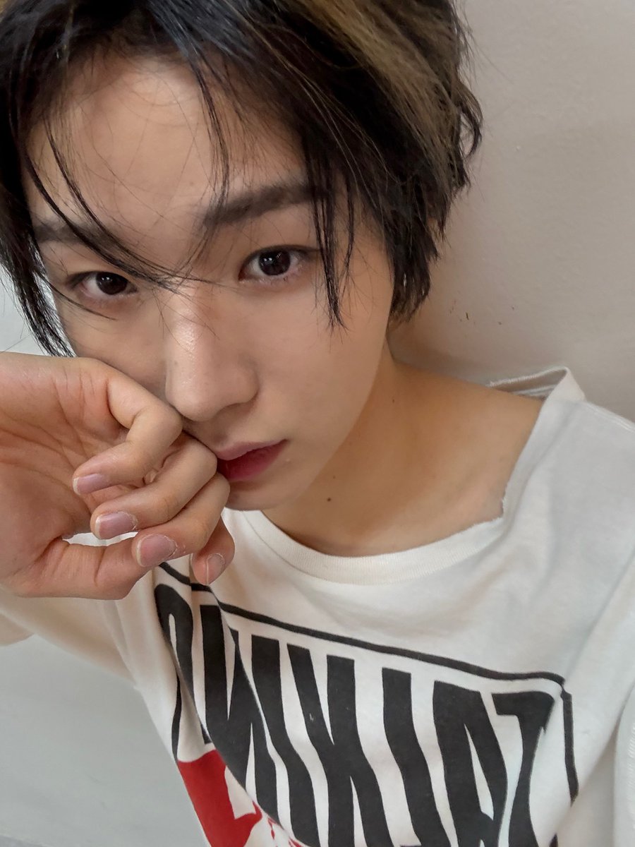 kittlyee's tweet photo. 착순이ㅜㅜㅜ https://t.co/moP8sLQqmV