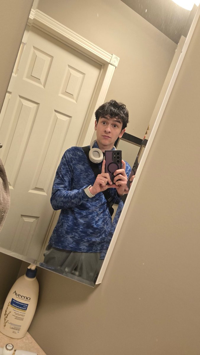 Niko 🔜 FE tweet media