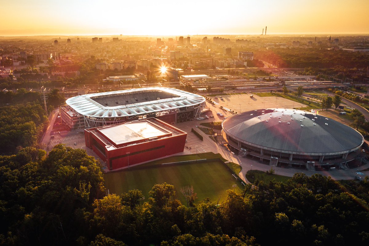 Volleyball World tweet media