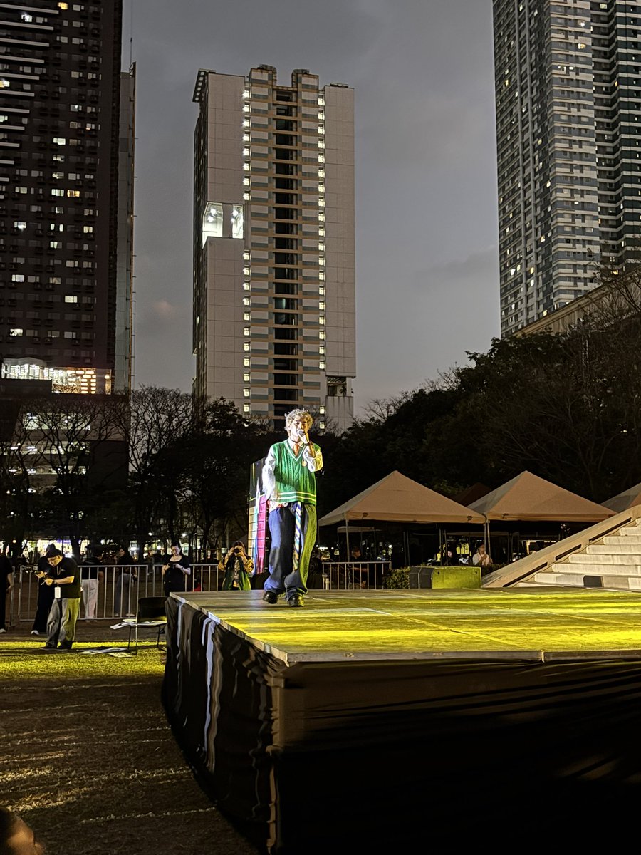 StarPopPH's tweet photo. Bryan Chong had a powerful performance of ‘MLNDE’ and his version of ‘Tala’ here at UST for SIKLAB: Commerce Music Night!

#BryanChong #StarPopPH https://t.co/abkgclal2j