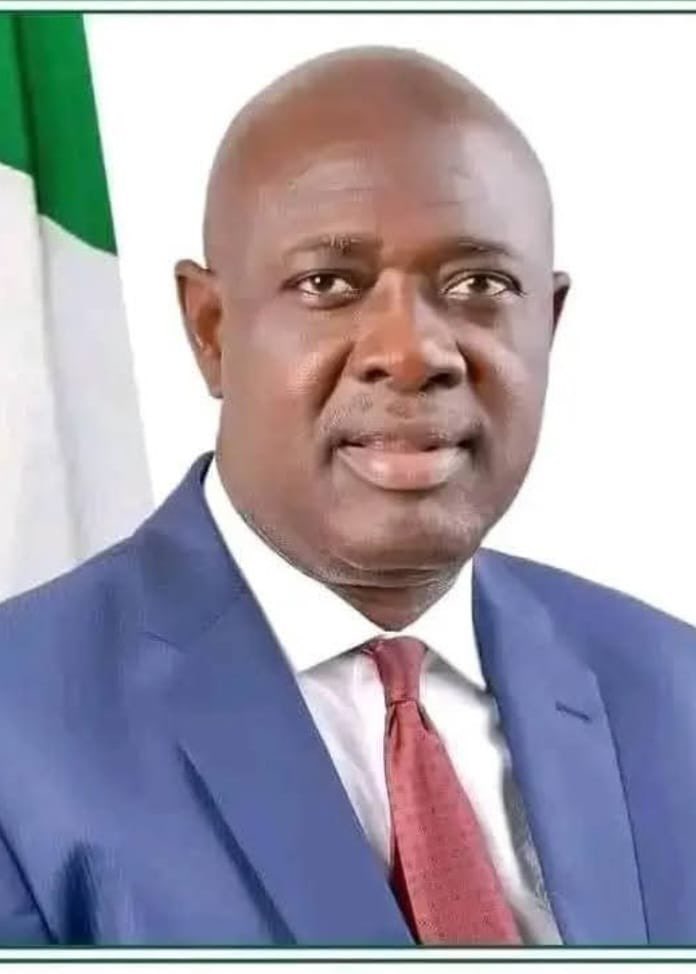 drsamuelogbuku's tweet photo. I heartily congratulate the Honourable Minister of State for Petroleum Resources (Oil), Heineken Lokpobiri, Ph.D., on the joyous occasion of his birthday.

His distinguished service to our nation, particularly his steadfast commitment to the growth and stability of the petroleum sector, continues to inspire confidence and progress across the Niger Delta and Nigeria at large. His leadership, vision, and unwavering dedication to national development stand as shining examples of purposeful public service.

As he marks this special milestone, we celebrate not only his achievements but also his passion for advancing policies and reforms that strengthen our energy industry and uplift our people. His collaborative approach and deep understanding of the region’s aspirations have significantly contributed to fostering sustainable development and shared prosperity.

On this special day, I pray that God grants him renewed strength, wisdom, and good health as he continue to serve our great nation with distinction. 

Happy Birthday, Distinguished Senator. May the years ahead be filled with greater accomplishments and enduring impact.